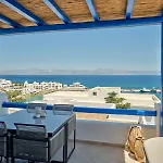 Paros Luxury 2mins From The Vila