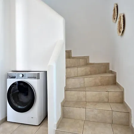 Paros Luxury 2mins From The بوسي لِفاذي