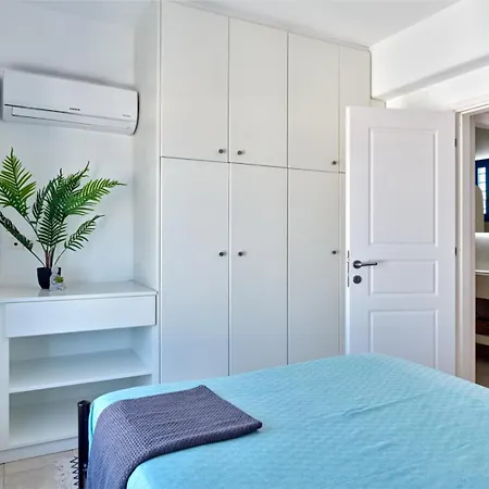 Villa Paros Luxury 2mins From The *