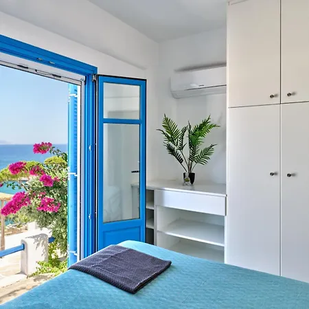 Paros Luxury 2mins From The Villa