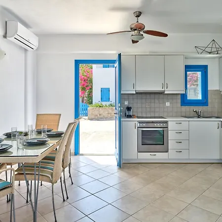 Paros Luxury 2mins From The * بوسي لِفاذي