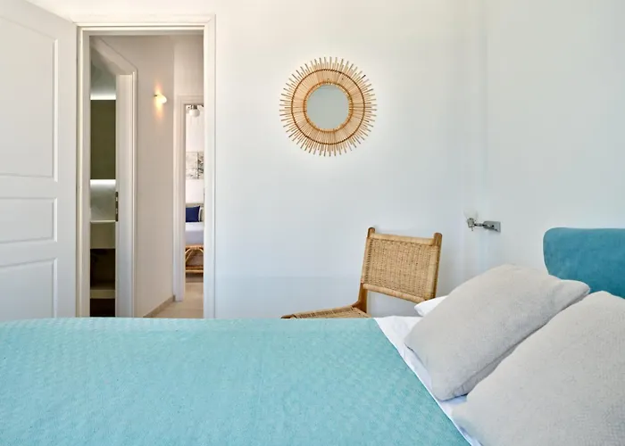 Paros Luxury 2mins From The Piso Livadi