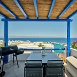 Paros Luxury 2mins From The * Piso Livadi