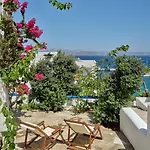 Paros Luxury 2mins From The *