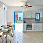 Paros Luxury 2mins From The * Piso Livadi